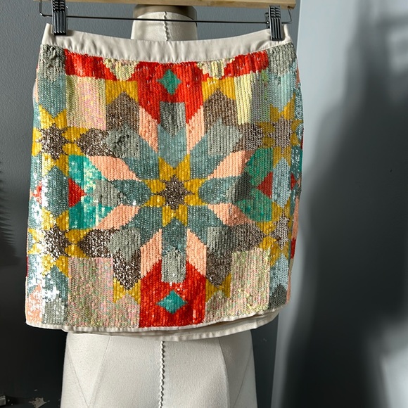 Marciano Colorful Sequin Mini Skirt Guess by Marciano size 2 - Picture 3 of 16